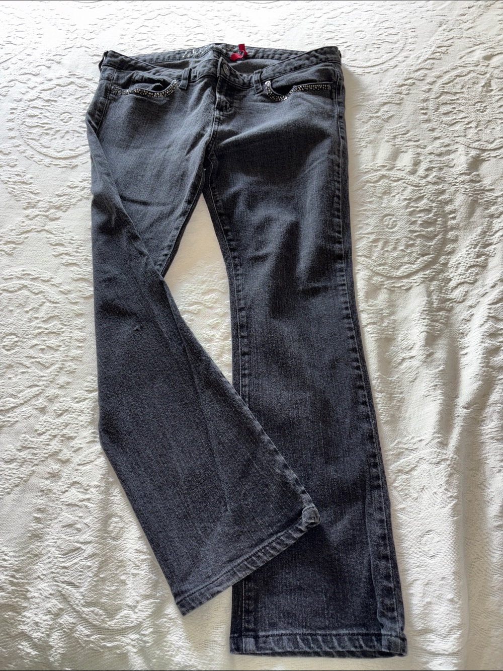 Vintage Guess Women’s Dark Gray Starlet Straight-Leg Jeans - EUC 34